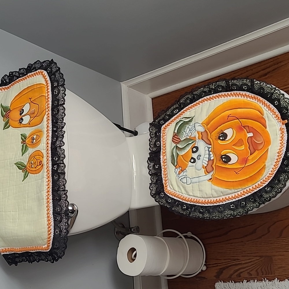 Halloween Hand Painted and Handmade Themed Toilet Seat of Tank Covers